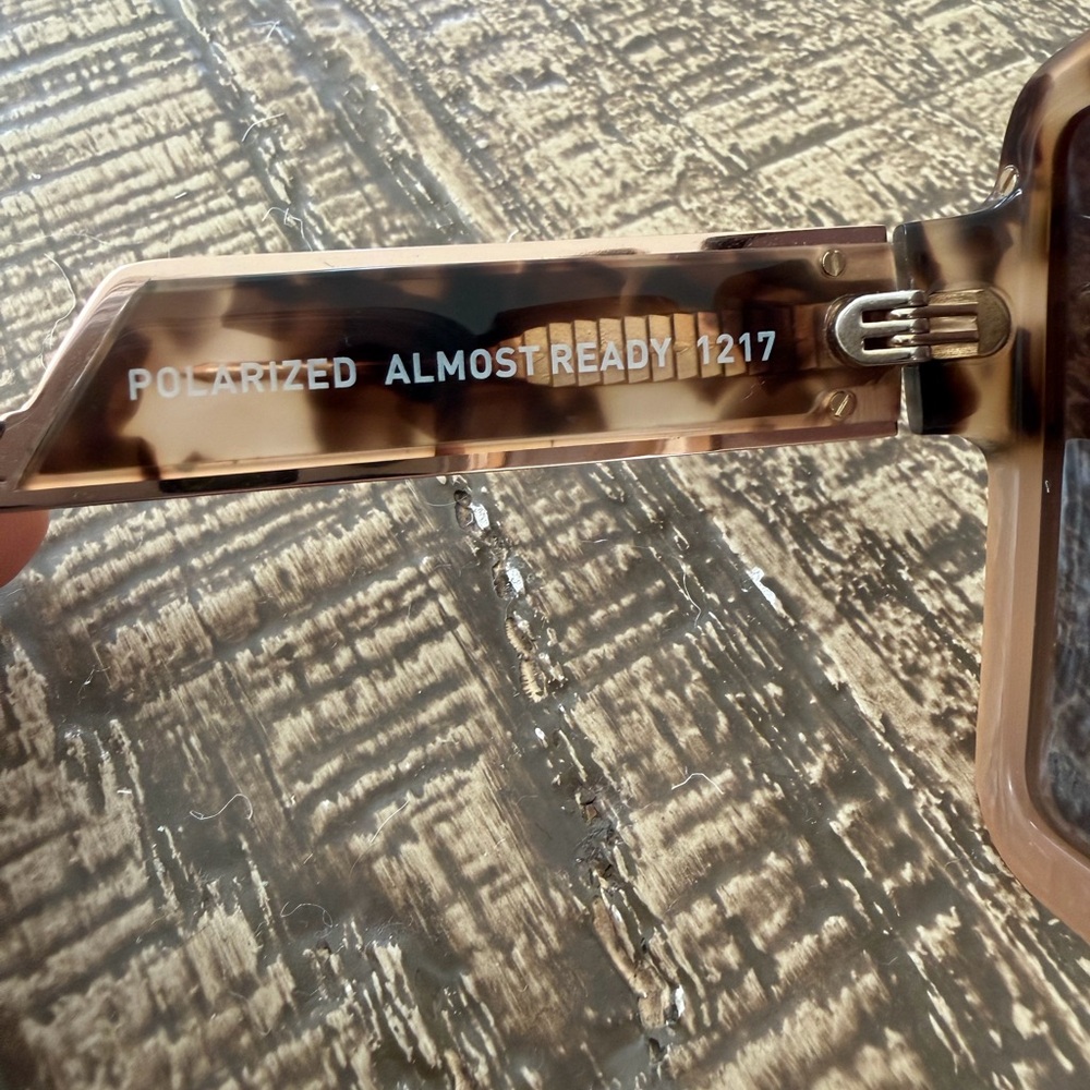 Quay Polarized ‘Almost Ready’ Sunglasses - Picture 4 of 6